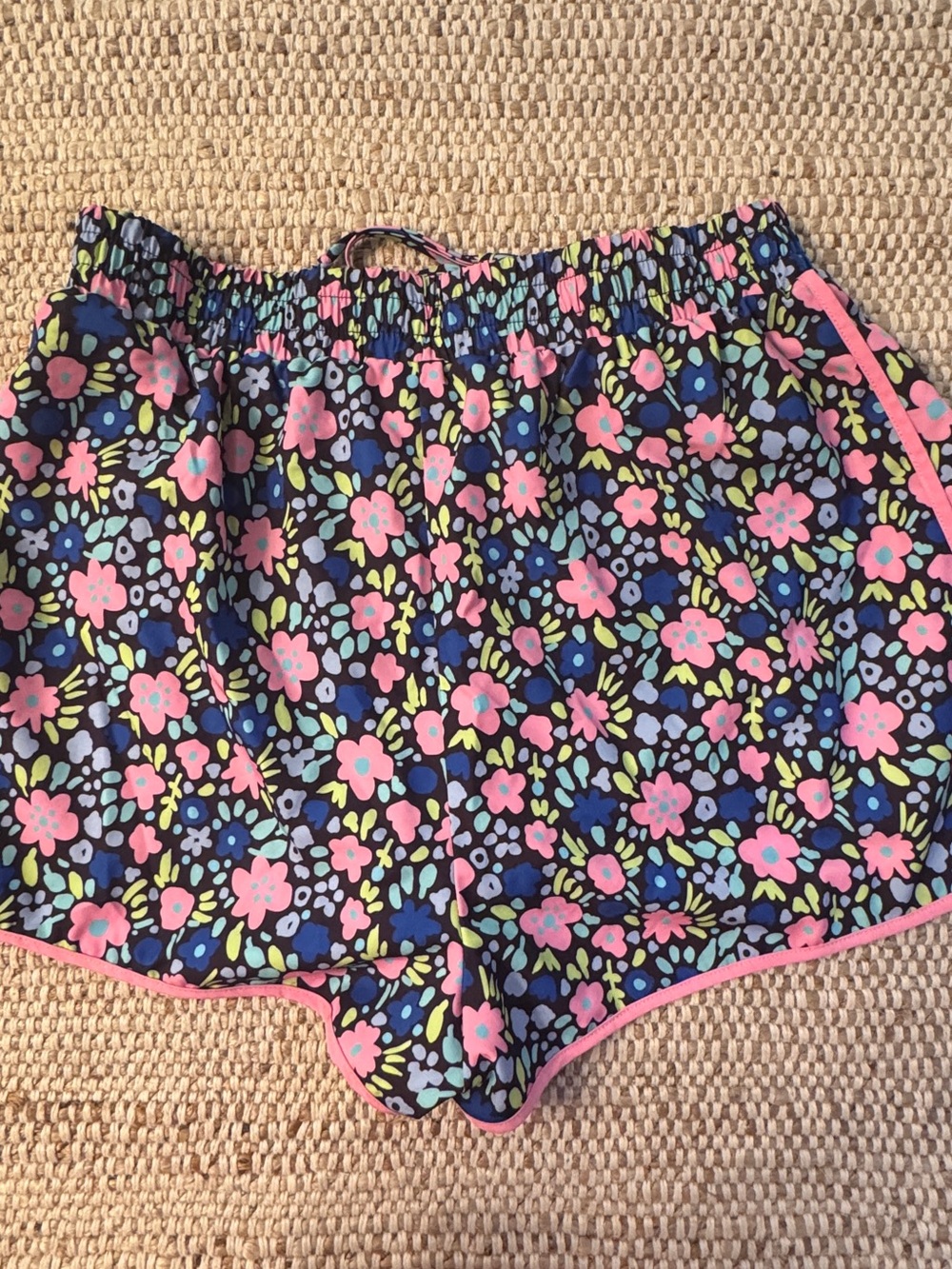 SSYS Floral Signature Athletic Running Shorts Black Pink Size M - Picture 3 of 7